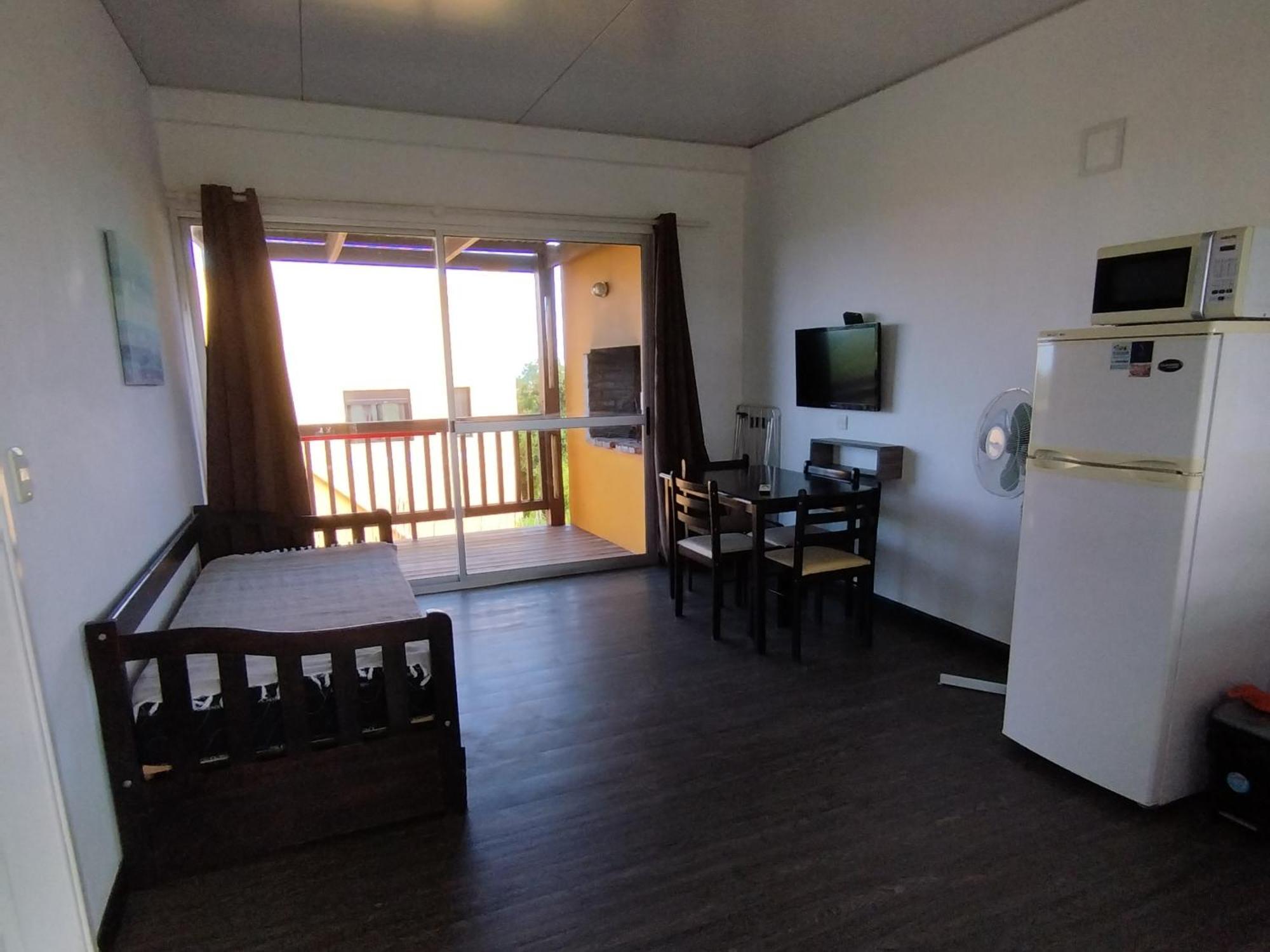 Apartamentos La Playa Piriápolis Szoba fotó